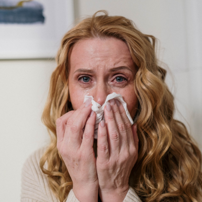 Comment prévenir et soulager naturellement la conjonctivite allergique ?